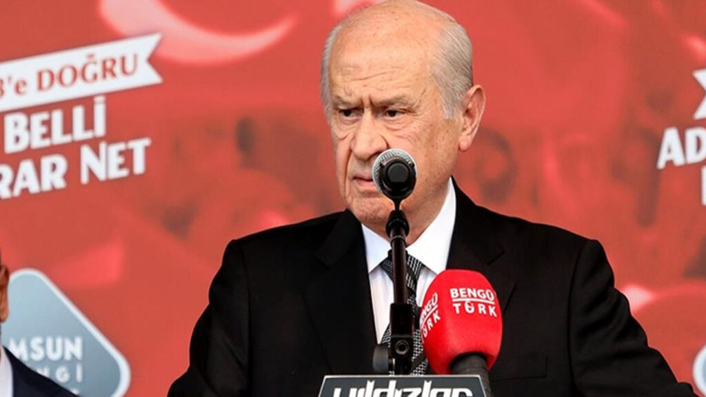 Devlet Bahçeli’nin hayatı kitap oluyor