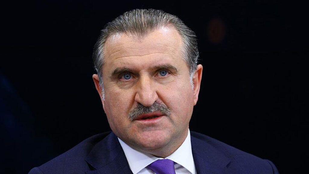 Gençlik ve Spor Bakanı Osman Aşkın Bak’tan Serhat Akın’a geçmiş olsun mesajı