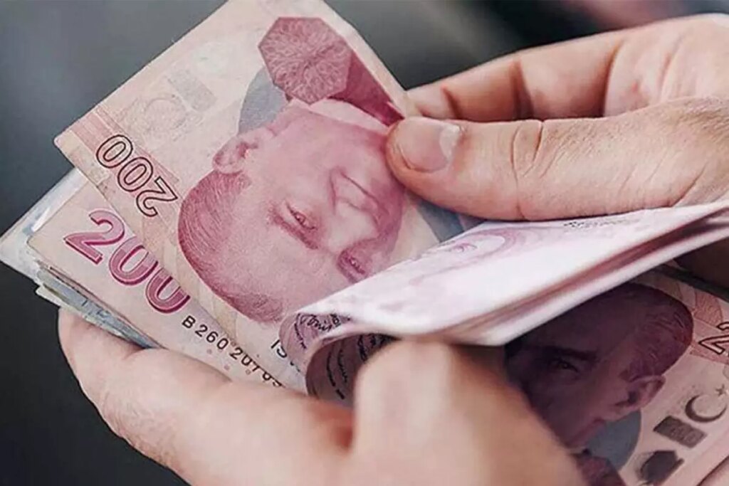 Asgari Ücret Zammı: Sosyal Medyada Fırtınalar Estiren Yorumlar