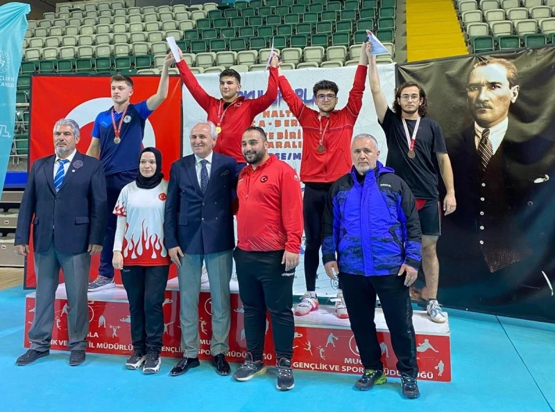 Sivaslı Haltercilerin Uluslararası Arenada Büyük Başarısı