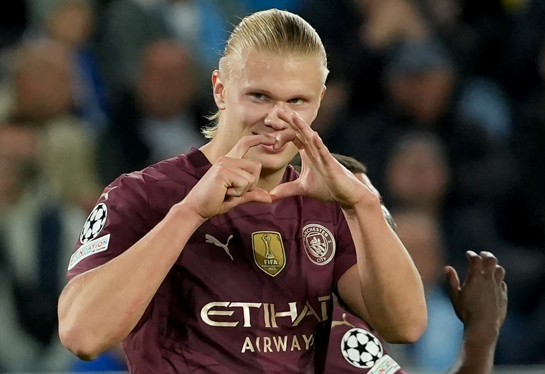 Haaland: 2024’e Kadar Manchester City’de Oynamaya Devam Edecek
