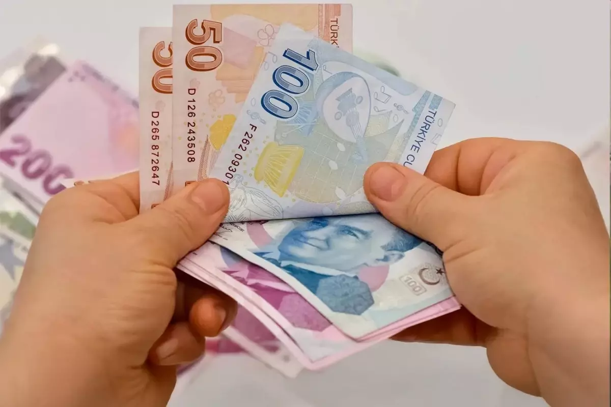 Memurların Maaş Artışı Kıdem Tazminatına Etki Ediyor