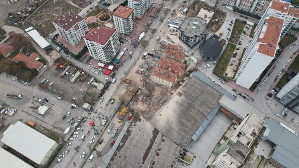 Konya’da Taşoluk Apartmanı’nın Çökmesi