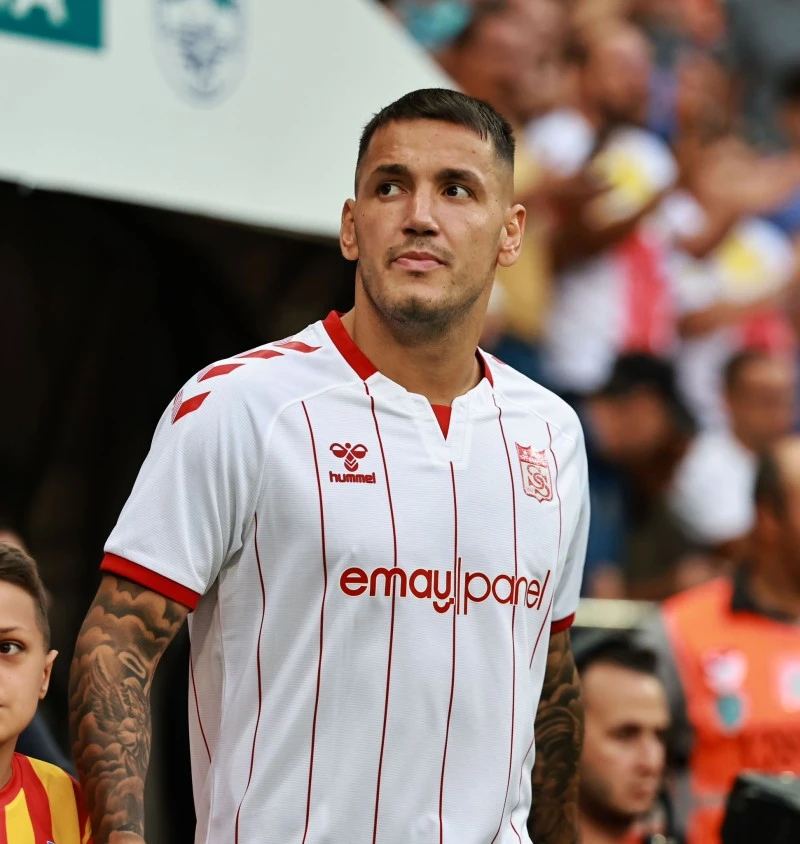 Rey Manaj Transferini Resmen Duyurdu!