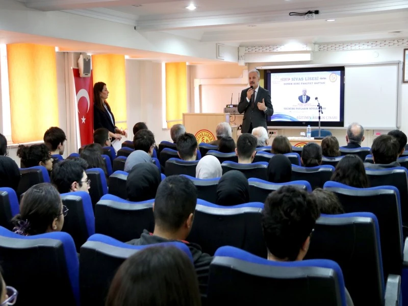 Sivas İl Genel Meclisi Başkanı Bilge Deneyimlerini Aktardı