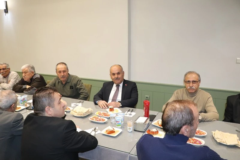 Sivas Tarım ve Orman Müdürlüğü Çalışanları Vefa Buluşmasında Bir Araya Geldi