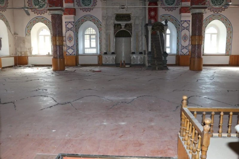Sivas’ta Keşfedilen 600 Yıllık Tarihi Cami Ziyaretçilerini Bekliyor