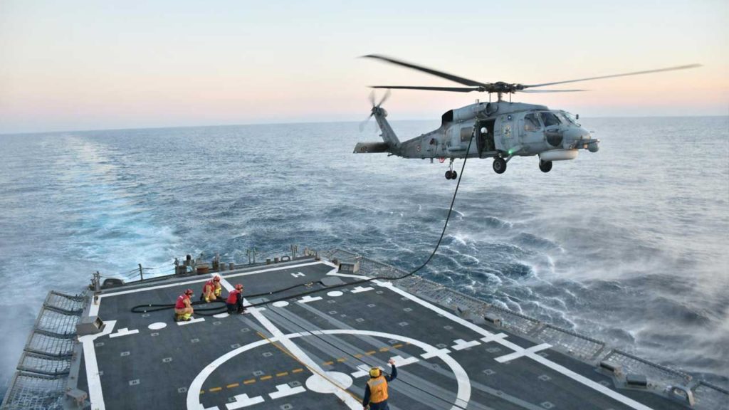 TCG Gelibolu, Libya’nın Açıklarında Helikopterle Yakıt İkmali Gerçekleştirdi