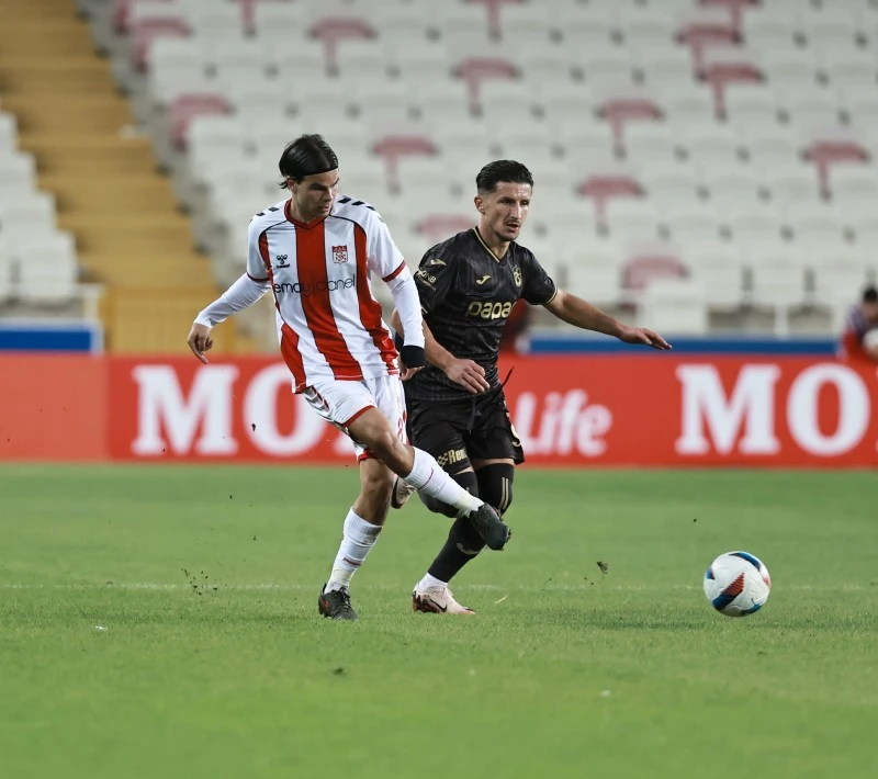 Trabzonspor – Sivasspor Karşılaşması: Beklenen 11’ler ve Detaylar