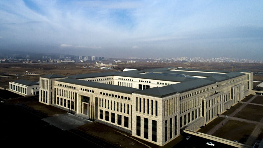 Yoğun İlgi Gören MİT Kariyer Fırsatları