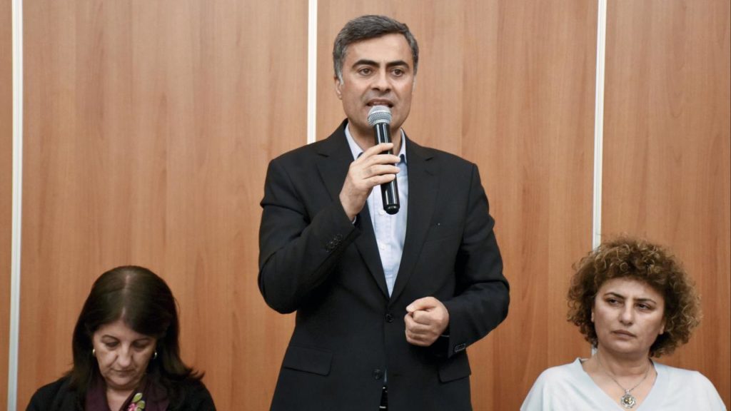 Van Belediye Başkanı Abdullah Zeydan’a Terör Suçlarından Ceza