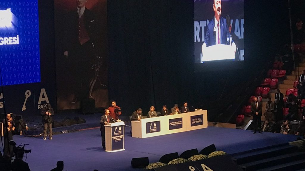 A Parti Genel Başkanı Yavuz Ağıralioğlu’ndan Eleştiriler ve Vaatler Üzerine Değerlendirmeler