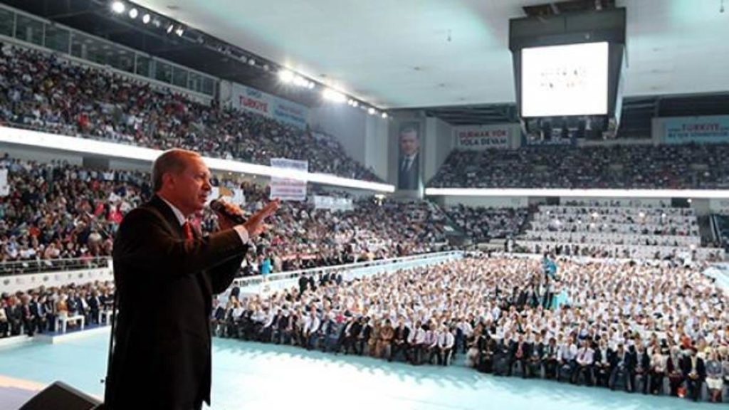 AK Parti’nin Yeni Kongre Sloganı ‘Adında AK, Işığında İstikbal’ Belirlendi