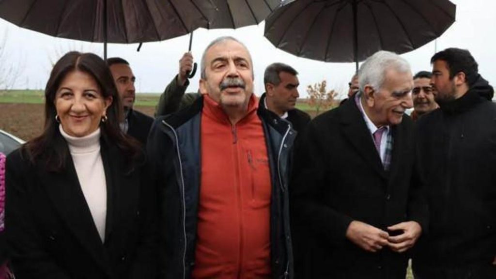 DEM Partisi İmralı Heyeti Selahattin Demirtaş ile Görüştü