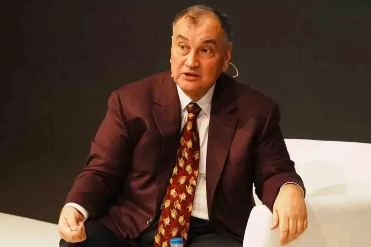 Murat Ülker’in Soyadı Hikayesi ve Aile Geçmişi