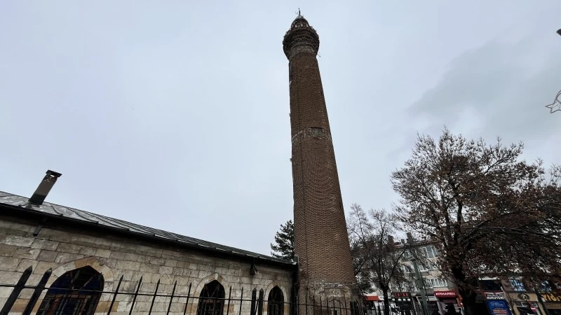 Sivas Ulu Camii’nin Eğri Minaresi İçin Güçlendirme Projesi