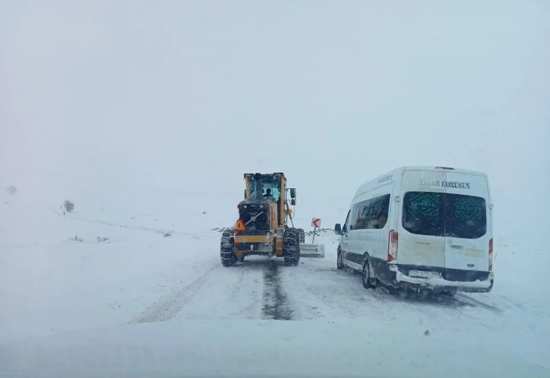 Sivas’ta Yoğun Kar Yağışı ve Ulaşım Sorunları