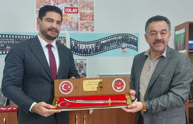 Taha Akgül’den TSYD Sivas’a Ziyaret