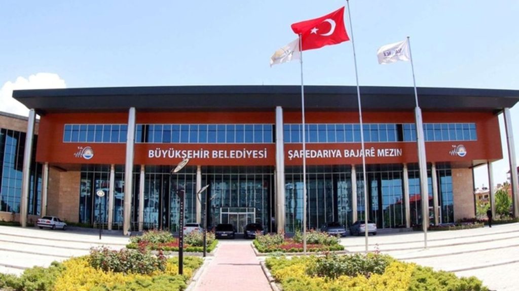 Van Büyükşehir Belediye Başkanı Abdullah Zeydan Görevden Uzaklaştırıldı