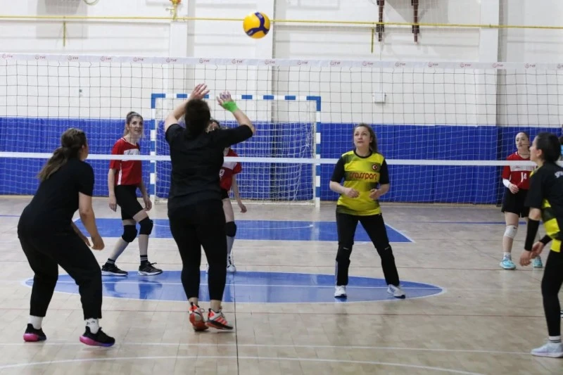 Ödül Töreni Gerçekleştirildi