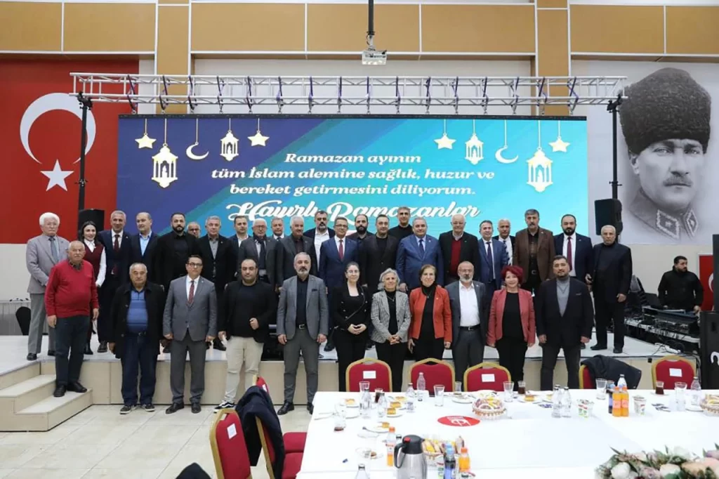 Keçiören Belediye Başkanı Mesut Özarslan, Sivaslılarla İftarda Buluştu, Aşık Veysel Anıldı