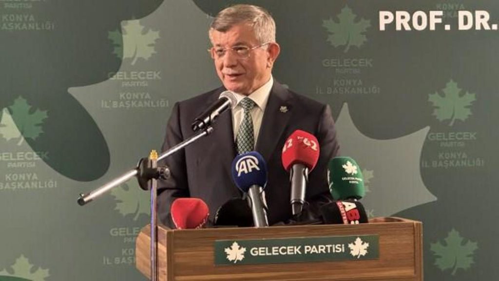 Ahmet Davutoğlu’ndan İftar Programında İsrail Saldırıları ve Yolsuzluk Açıklamaları