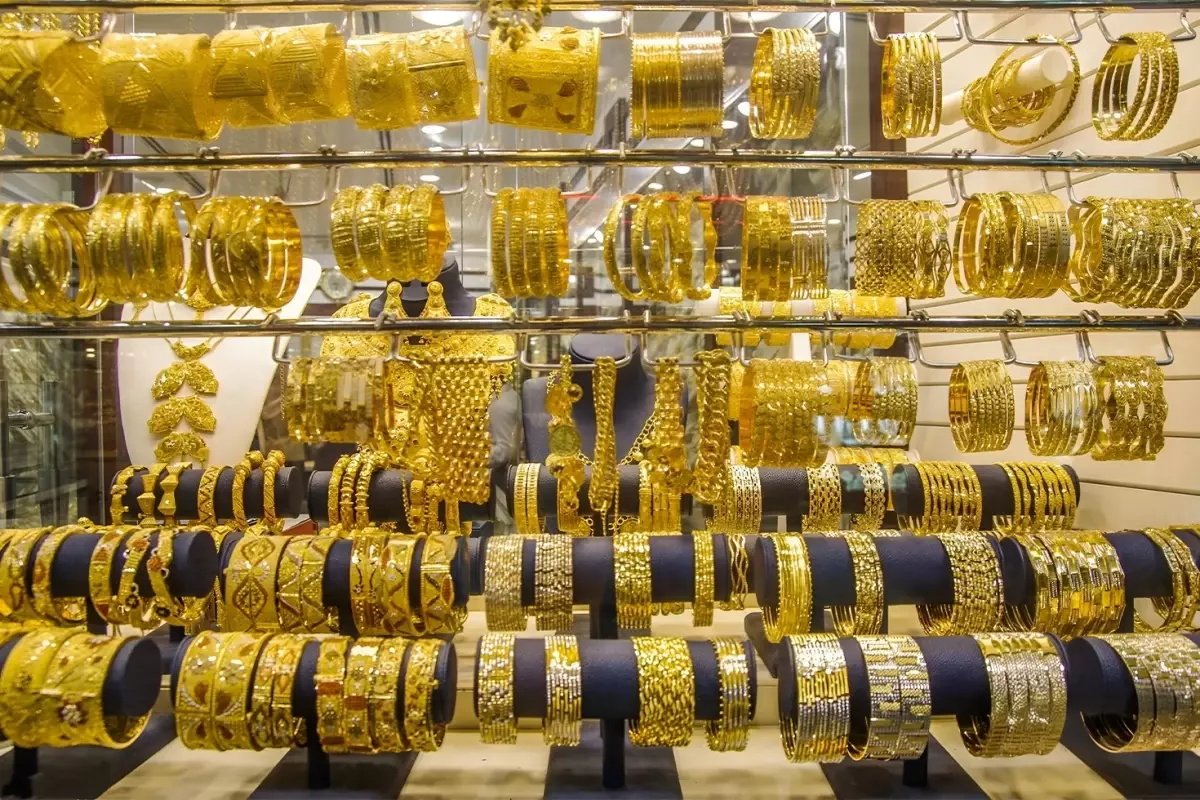 Altın Fiyatları Rekor Kırıyor: Güncel Değerler ve Piyasa Analizi