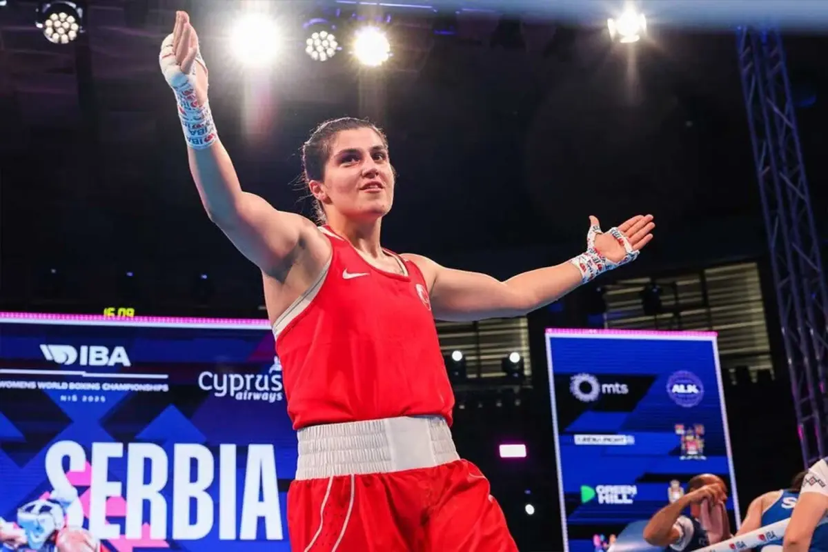 Busenaz Sürmeneli Dünya Şampiyonu Oldu