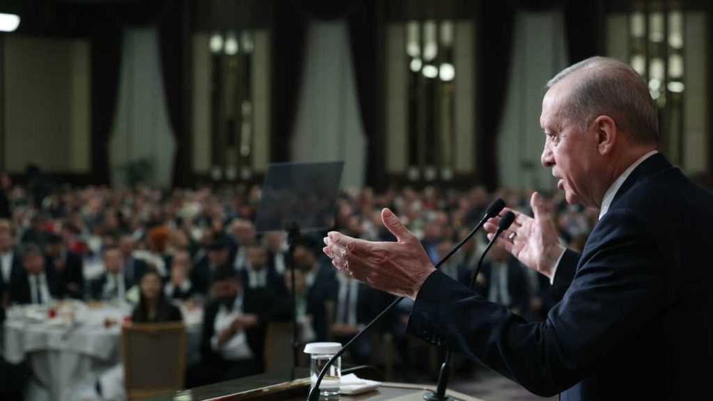 Cumhurbaşkanı Erdoğan Çiftçilerle İftar Programında Buluştu