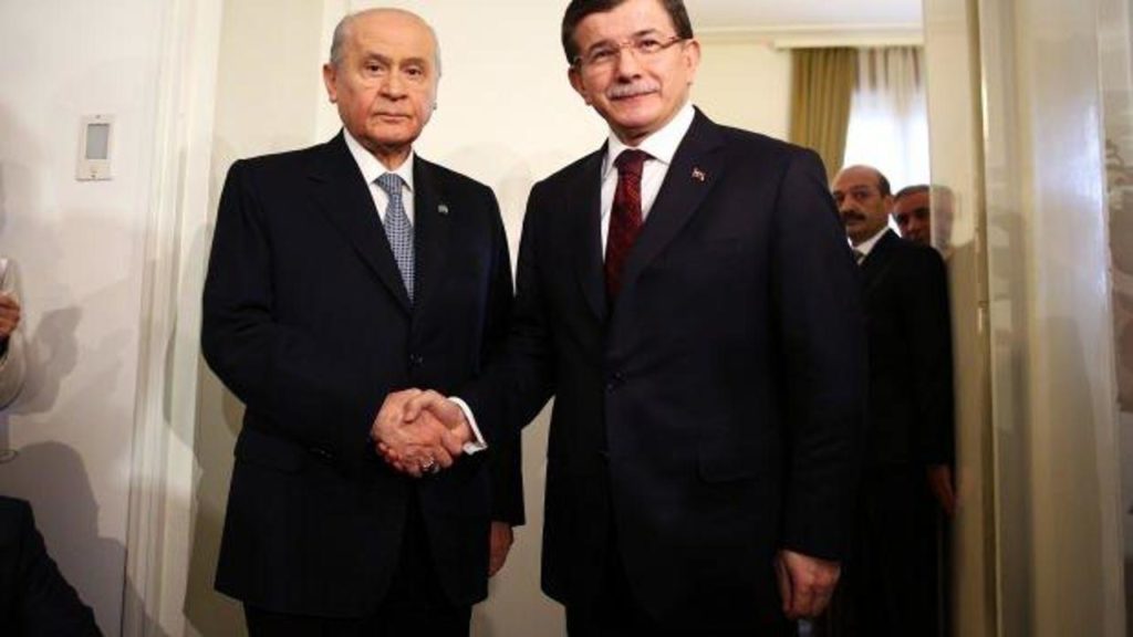 Devlet Bahçeli’den Ahmet Davutoğlu’na Ramazan Bayramı Tebriği