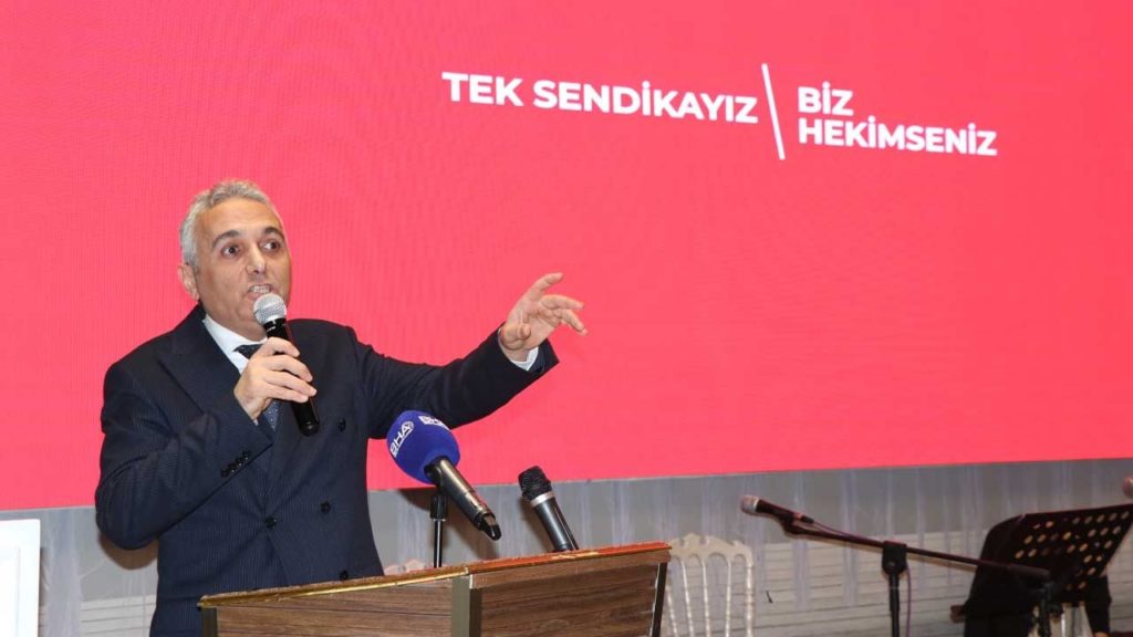 Hekimsen’den 14 Mart Tıp Bayramı’nda Tarihi İftar Etkinliği