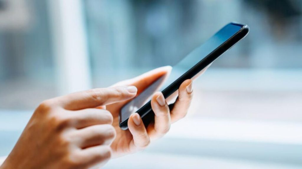 İsveç’te Okullarda Cep Telefonu Yasağı Uygulanacak