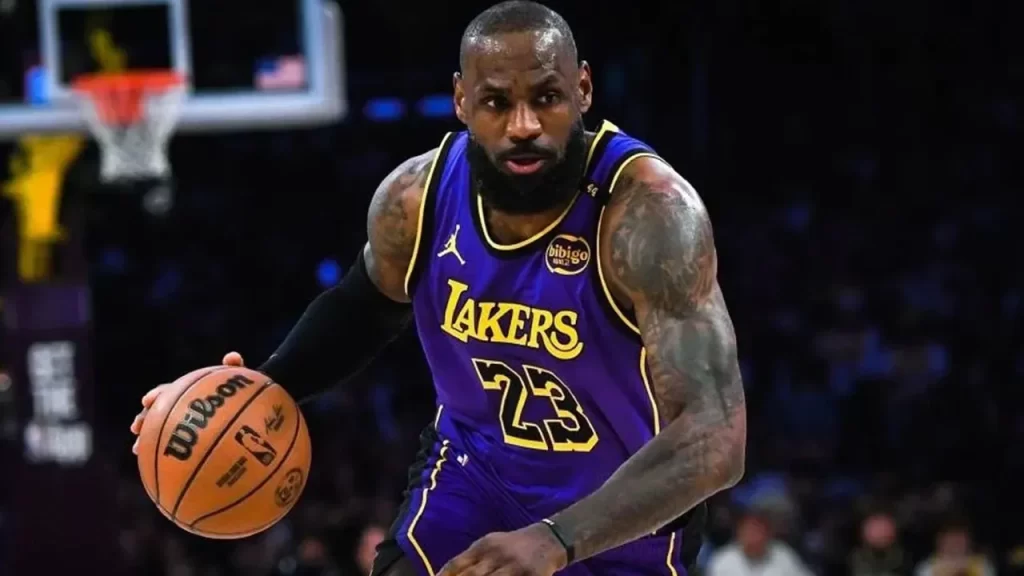 LeBron James: Tarihe Geçen Rekorlar ve Başarılar