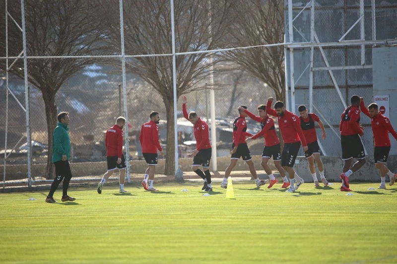 Net Global Sivasspor, Adana Demirspor Maçına Hazırlanıyor