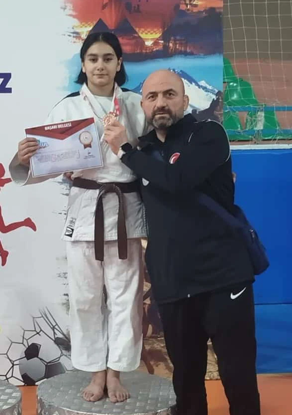 Nevşehir’de Judo Şampiyonası Sonuçlandı, Sivaslı Sporcu Türkiye Üçüncüsü Oldu