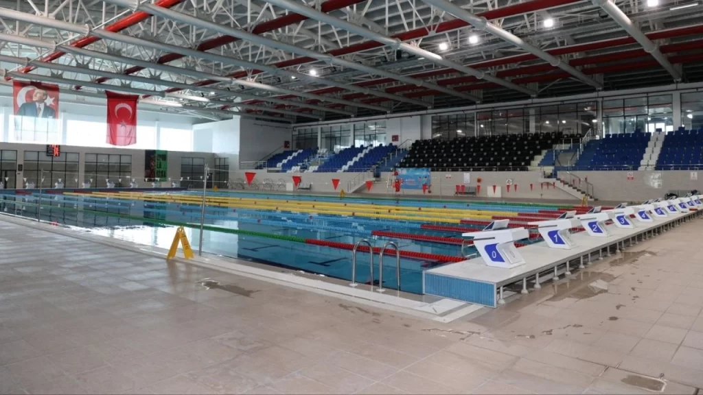 Sivas Olimpik Yüzme Havuzu Seansları İptal Edildi