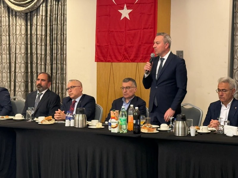 Sivaslı İş İnsanları, Sivasspor İçin İstanbul’da İftar Programında Buluştu