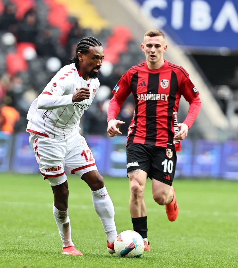 Sivasspor’un Deplasman Galibiyeti Hasreti Devam Ediyor