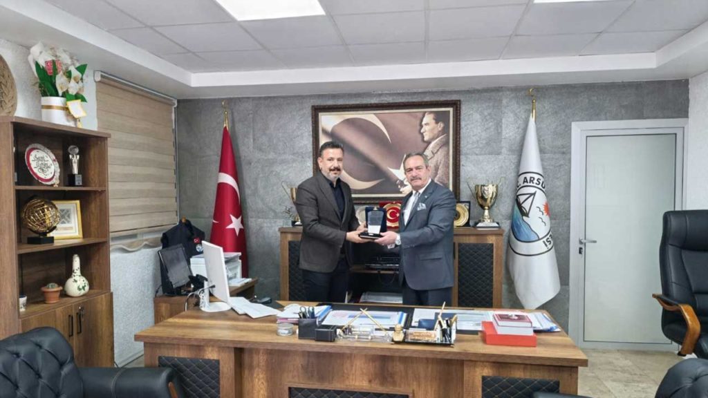TİMBİR’den Başkan Üstün’e Teşekkür Plaketi