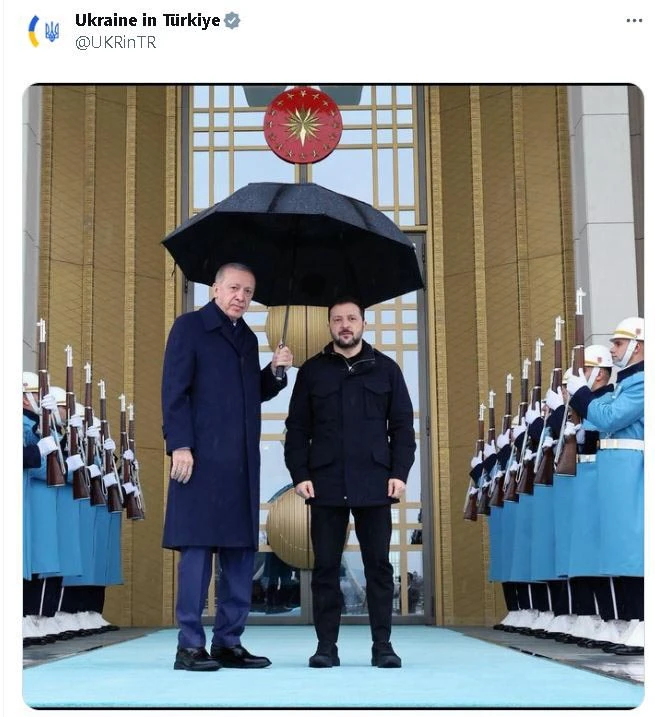 Ukrayna Büyükelçiliği’nden Zelenskiy ve Erdoğan Fotoğrafı Paylaşımı