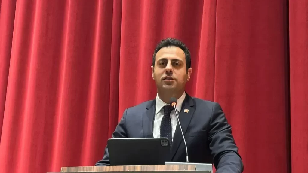 CHP’li Baran Bozoğlu’ndan Nükleer Enerji Uyarısı: Atık Yönetimi ve Güvenlik Endişeleri