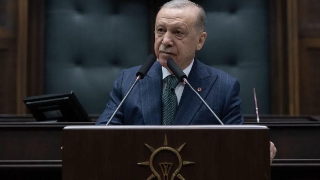 Cumhurbaşkanı Erdoğan İtalya’dan Döndü, Partisinin Grup Toplantısında Önemli Açıklamalar Yaptı