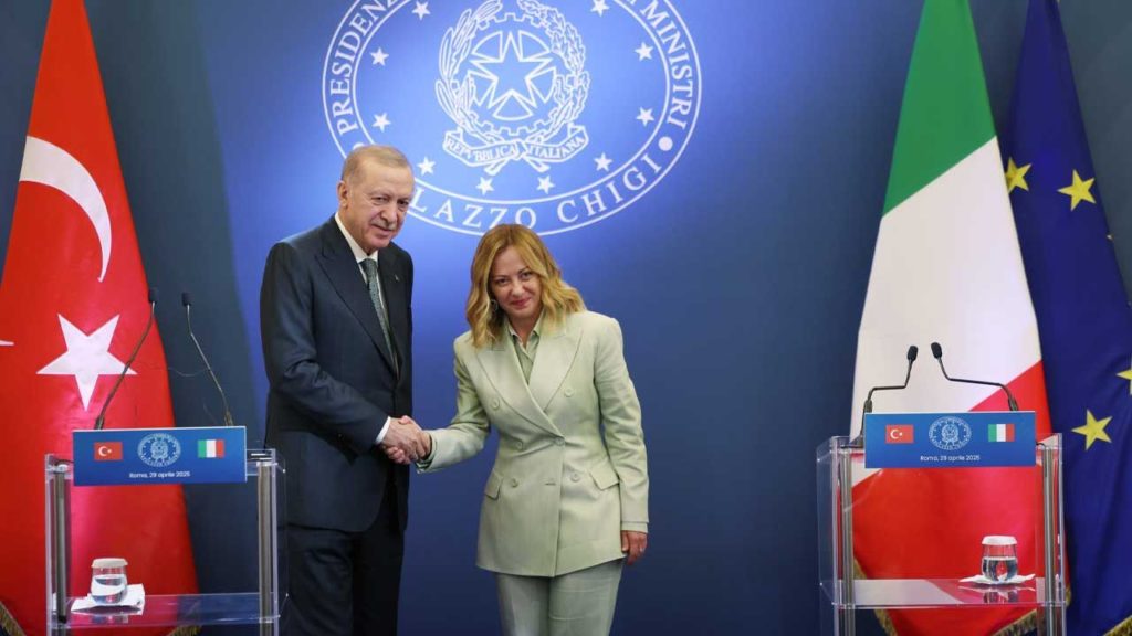 Erdoğan, Roma’da Türkiye-İtalya İş Forumu’nda Ekonomi ve İş Birliği Vurgusu yaptı