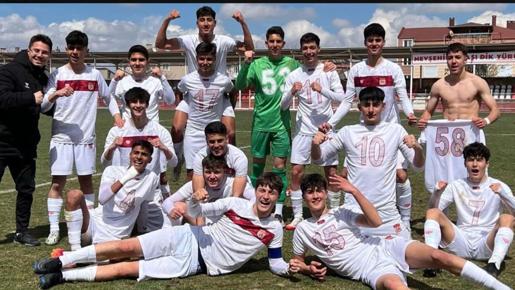 Gelişim Ligi’nde Sivasspor U16 Takımı Çeyrek Finale Yükseldi