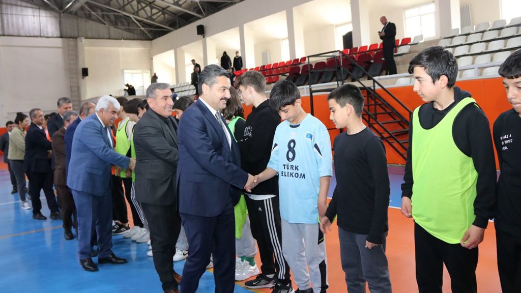 Gürün’de 23 Nisan Ulusal Egemenlik ve Çocuk Bayramı Coşkuyla Kutlandı