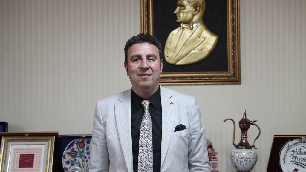 Hakan Demirgil’den 23 Nisan Ulusal Egemenlik ve Çocuk Bayramı Mesajı