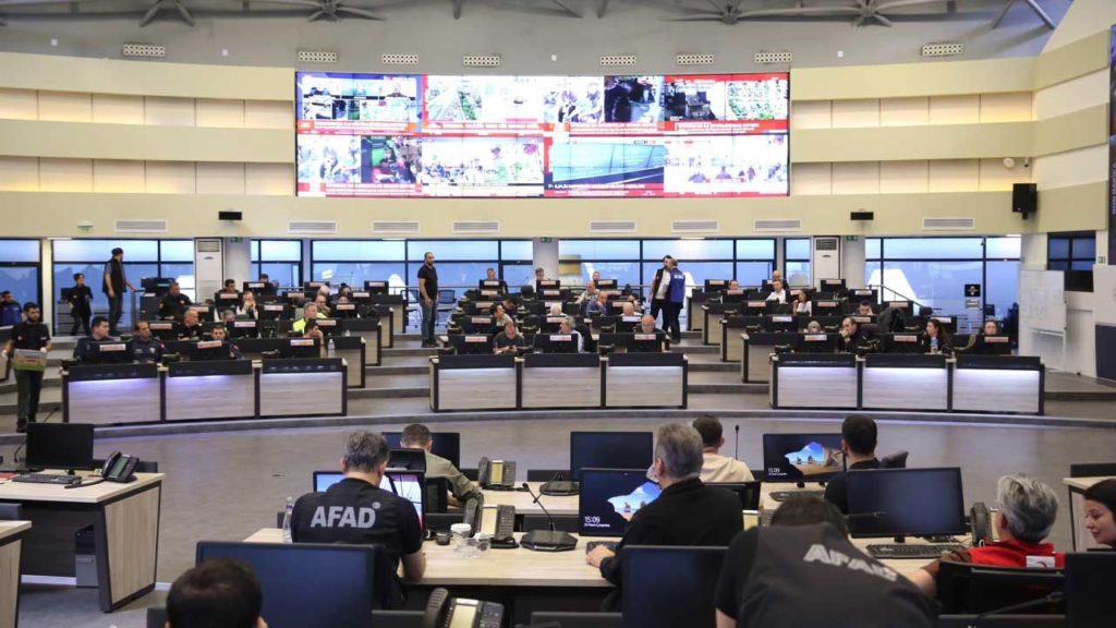 İstanbul’da Deprem Sonrası Artçı Sarsıntılar Kaydedildi