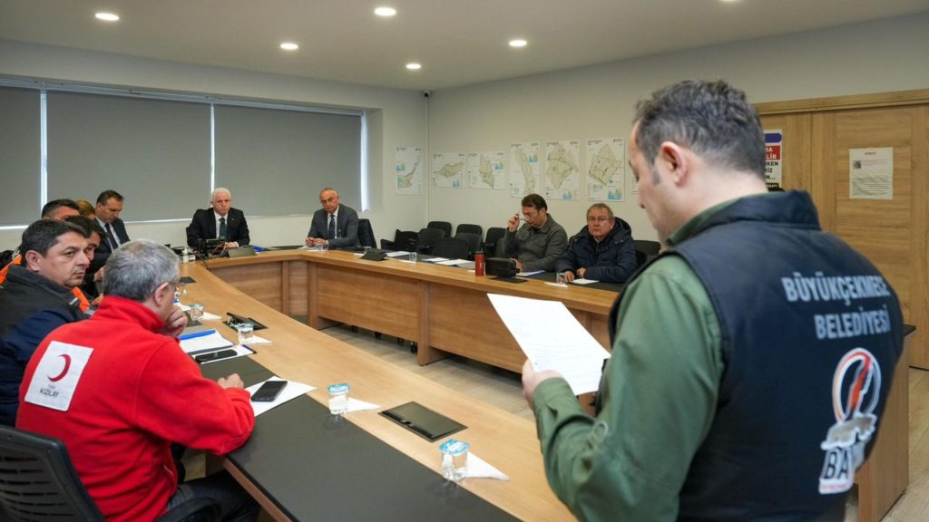 İstanbul’da Deprem Sonrası Koordinasyon Toplantıları Yapıldı