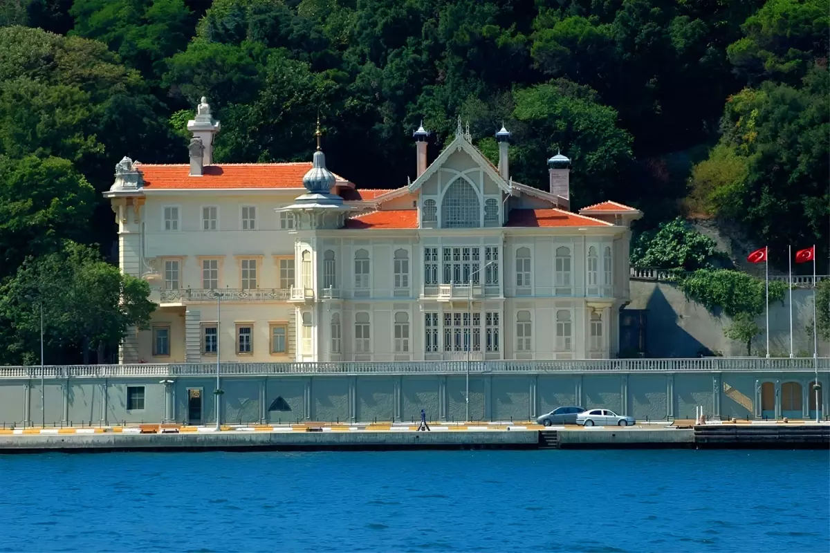 Tarihi Yalılar El Değiştiriyor: Deprem Korkusu Etkili Oldu