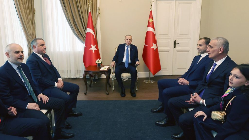 İstanbul’da UEFA ve Cumhurbaşkanı Recep Tayyip Erdoğan Görüşmesi